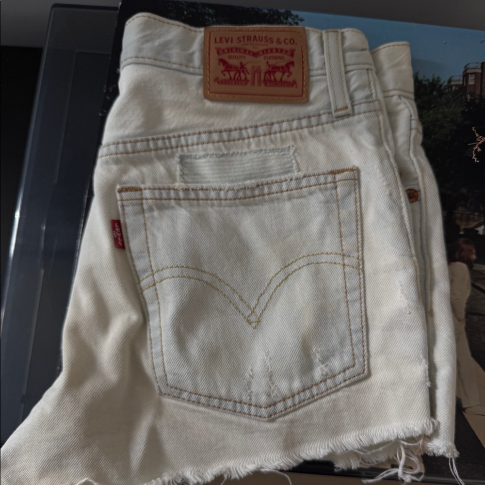 Levi ripped jean shorts